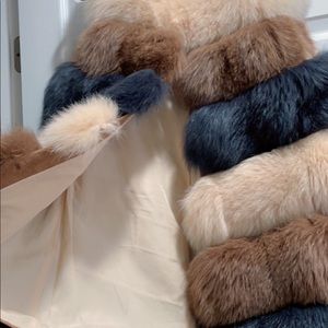 Real Fox fur LaFlorentina Sleeveless Vest size M/L